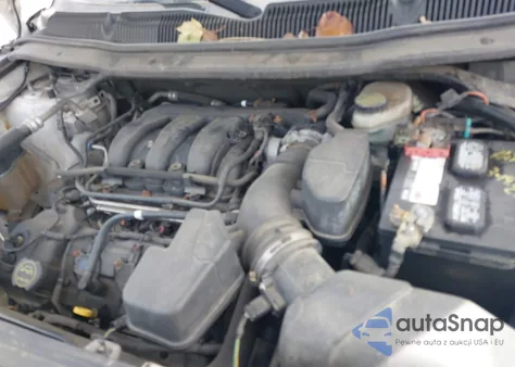 2014 Ford Police Interceptor z USA, uszkodzony, nr VIN 1FM5K8AR4EGA50177